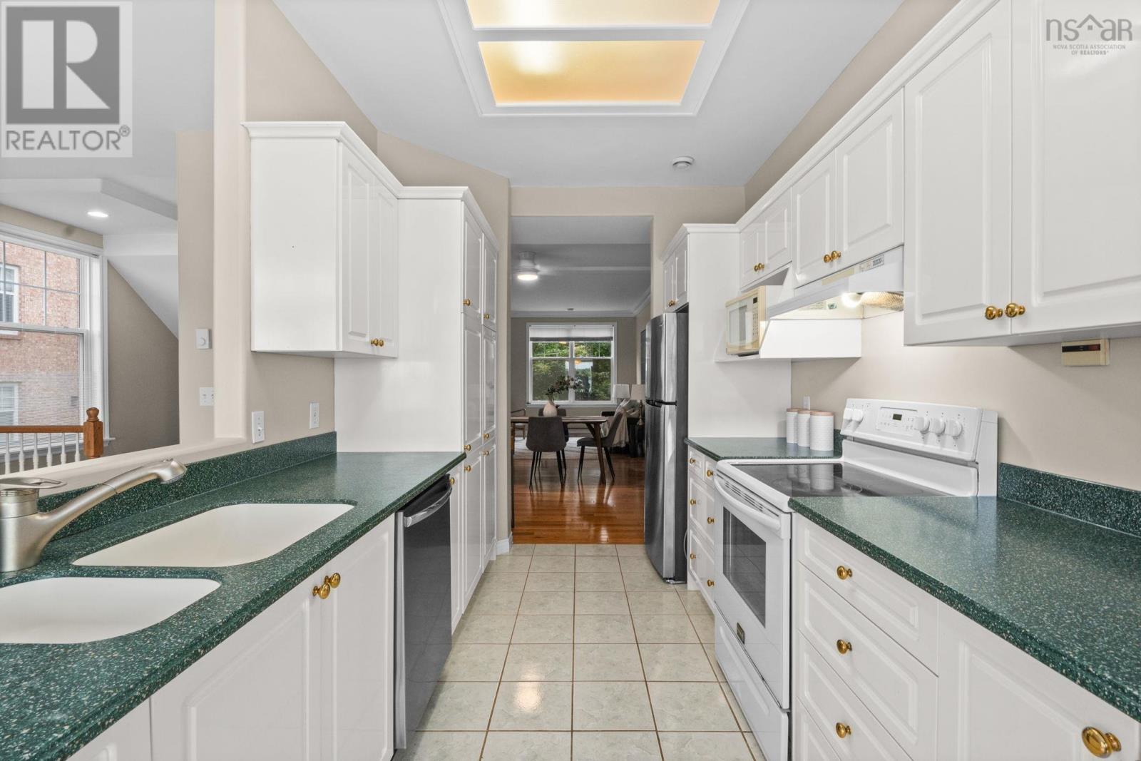 13 Arthur Lismer Court, Bedford, Nova Scotia  B4A 4B4 - Photo 17 - 202513977