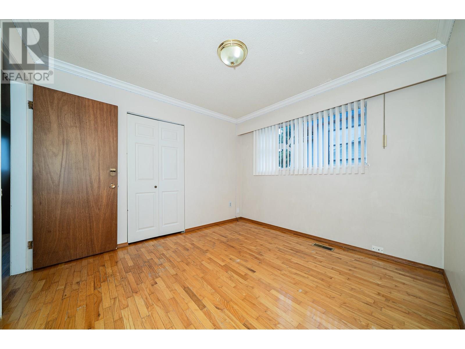 6651 Lochdale Street, Burnaby, British Columbia  V5B 2M7 - Photo 17 - R2997656
