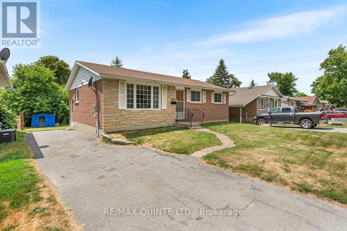 Property at 216 SIDNEY STREET image 3