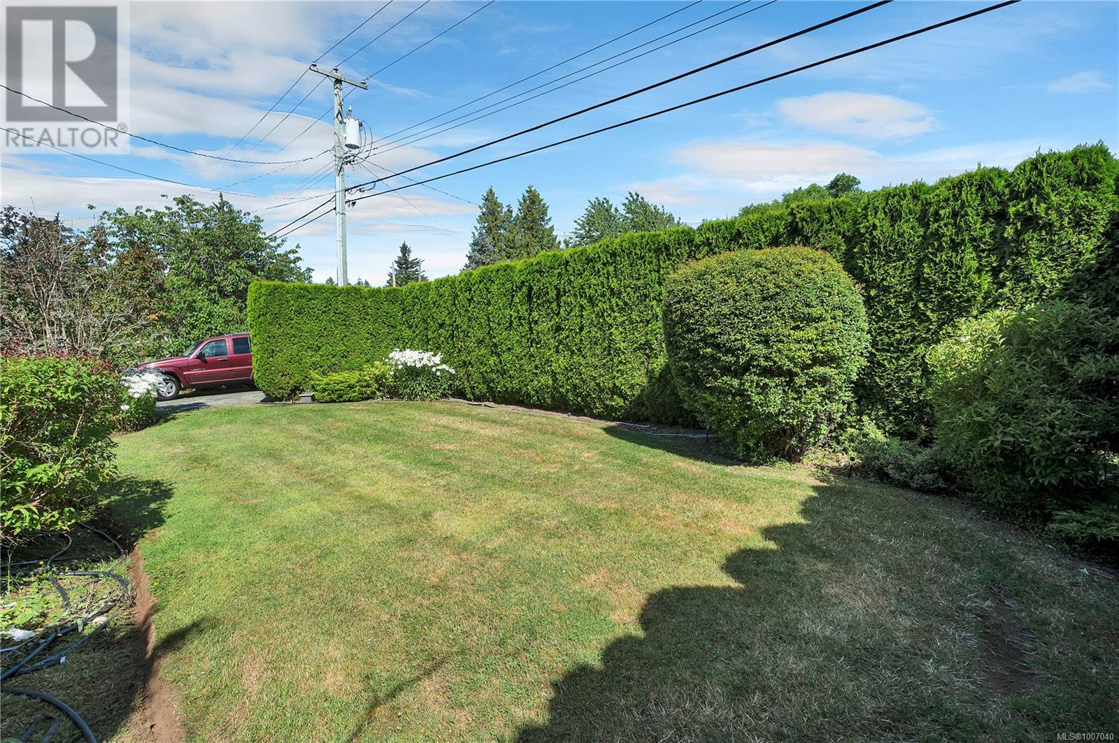 Property at 373 HILCHEY Rd image 2