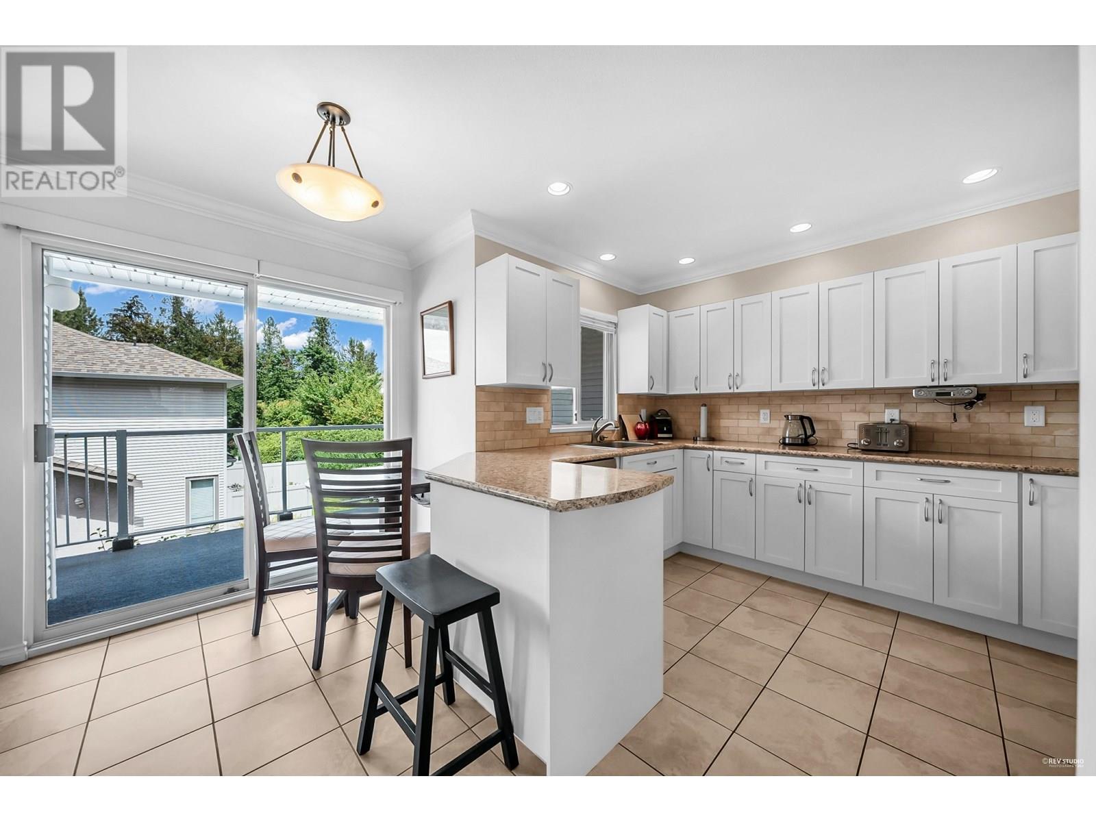 28 22751 Haney Bypass, Maple Ridge, British Columbia  V2X 2N2 - Photo 4 - R3025058