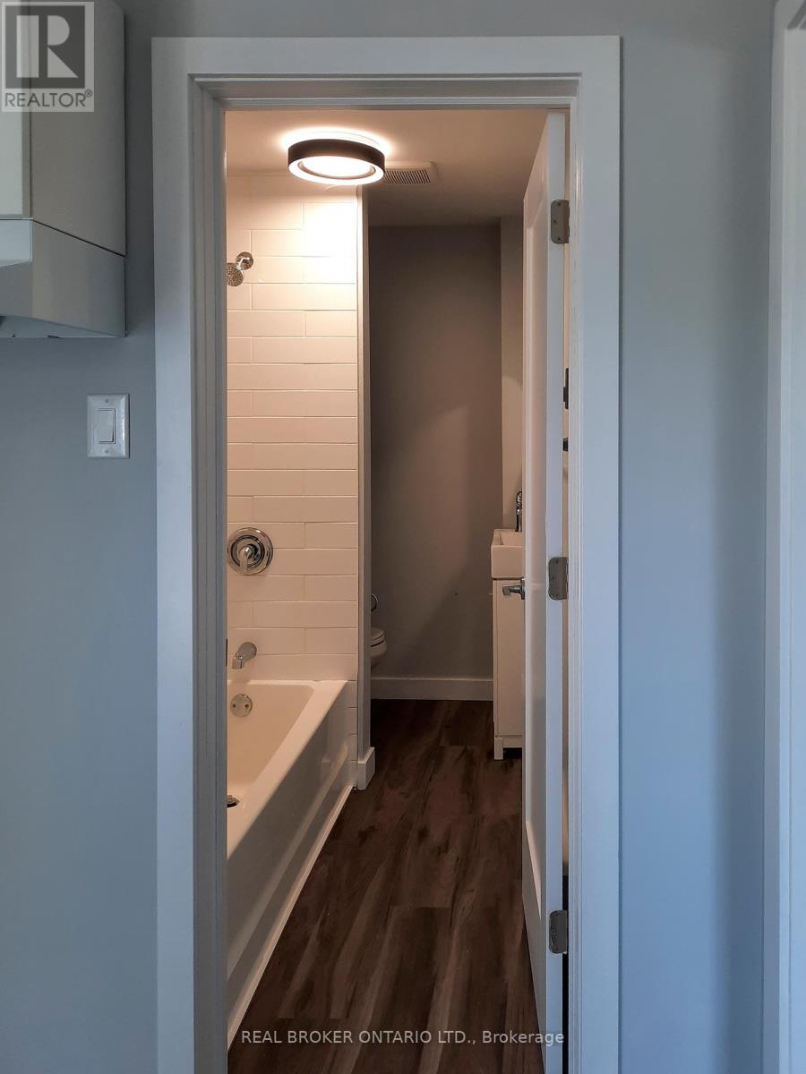 17 Main Street W, Elizabethtown-Kitley, Ontario  K0E 1M0 - Photo 34 - X12274637