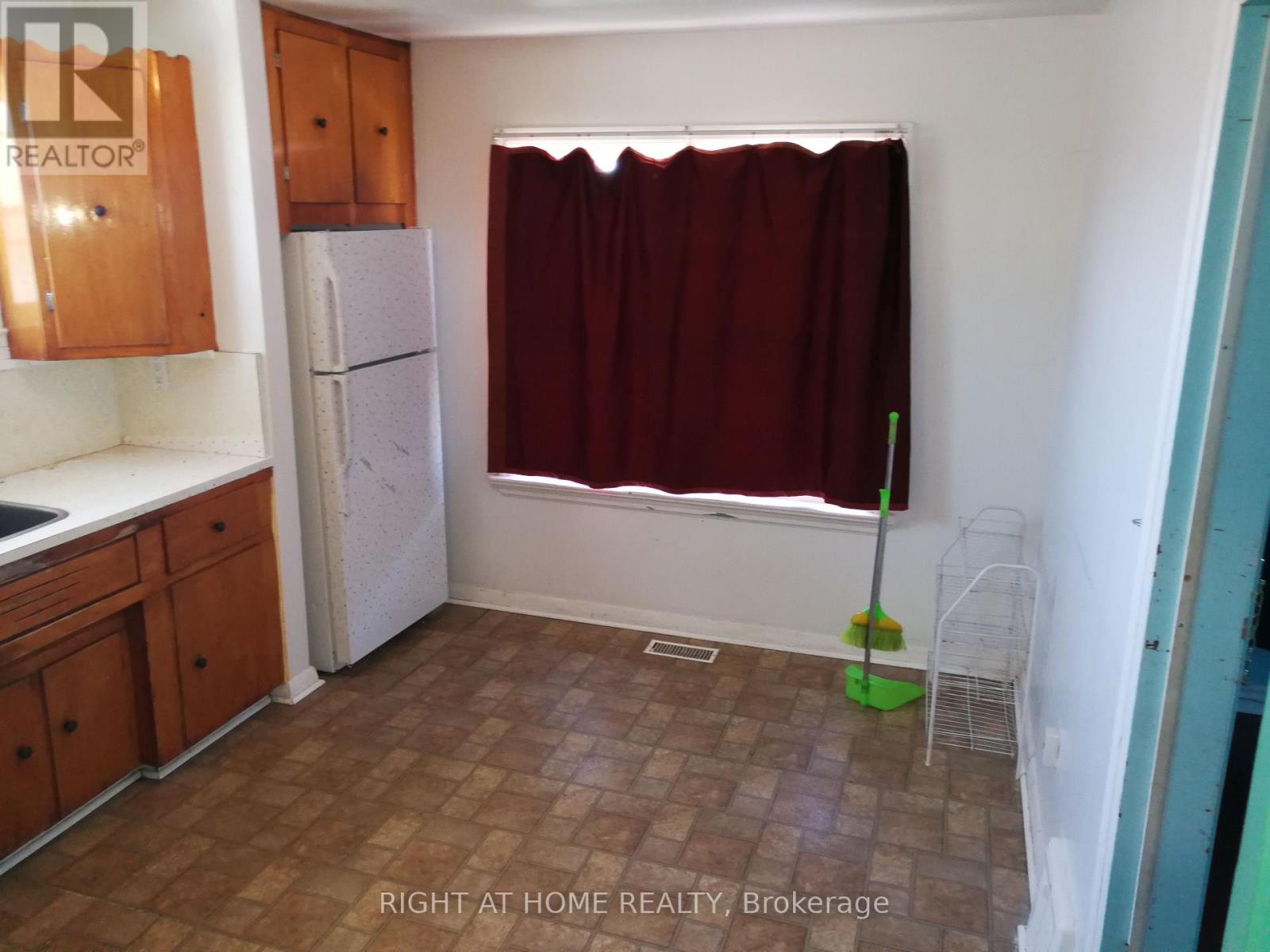 Property at 78 MAYBOURNE AVENUE image 4