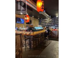 896 QUEEN STREET E, Toronto, Ontario