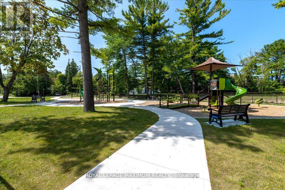 749 River Road E, Wasaga Beach, Ontario  L9Z 2M4 - Photo 26 - S12274548