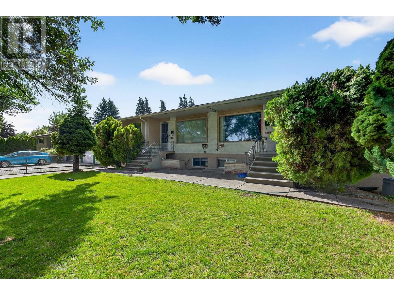 Property at 1287-1289 Lawrence Avenue image 2