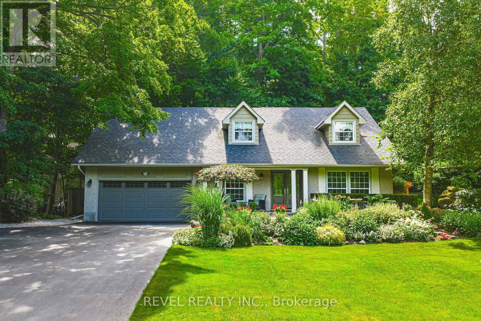 Property at 116 CAMPBELL AVENUE E image 1
