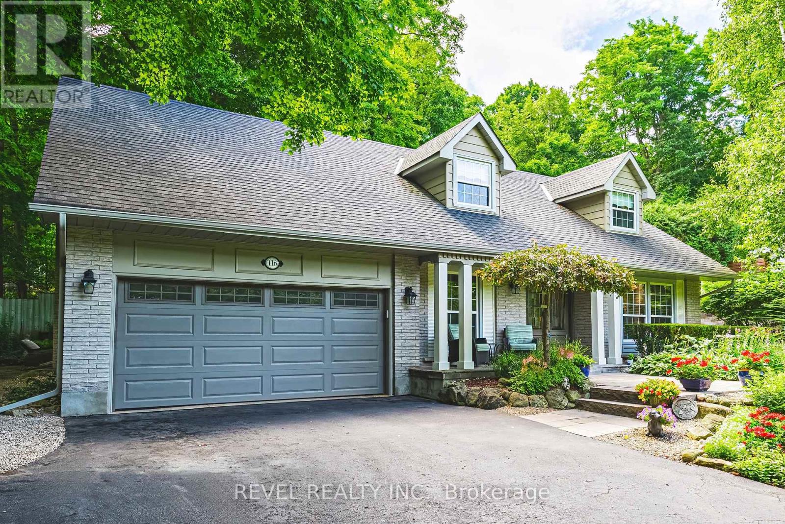 Property at 116 CAMPBELL AVENUE E image 2