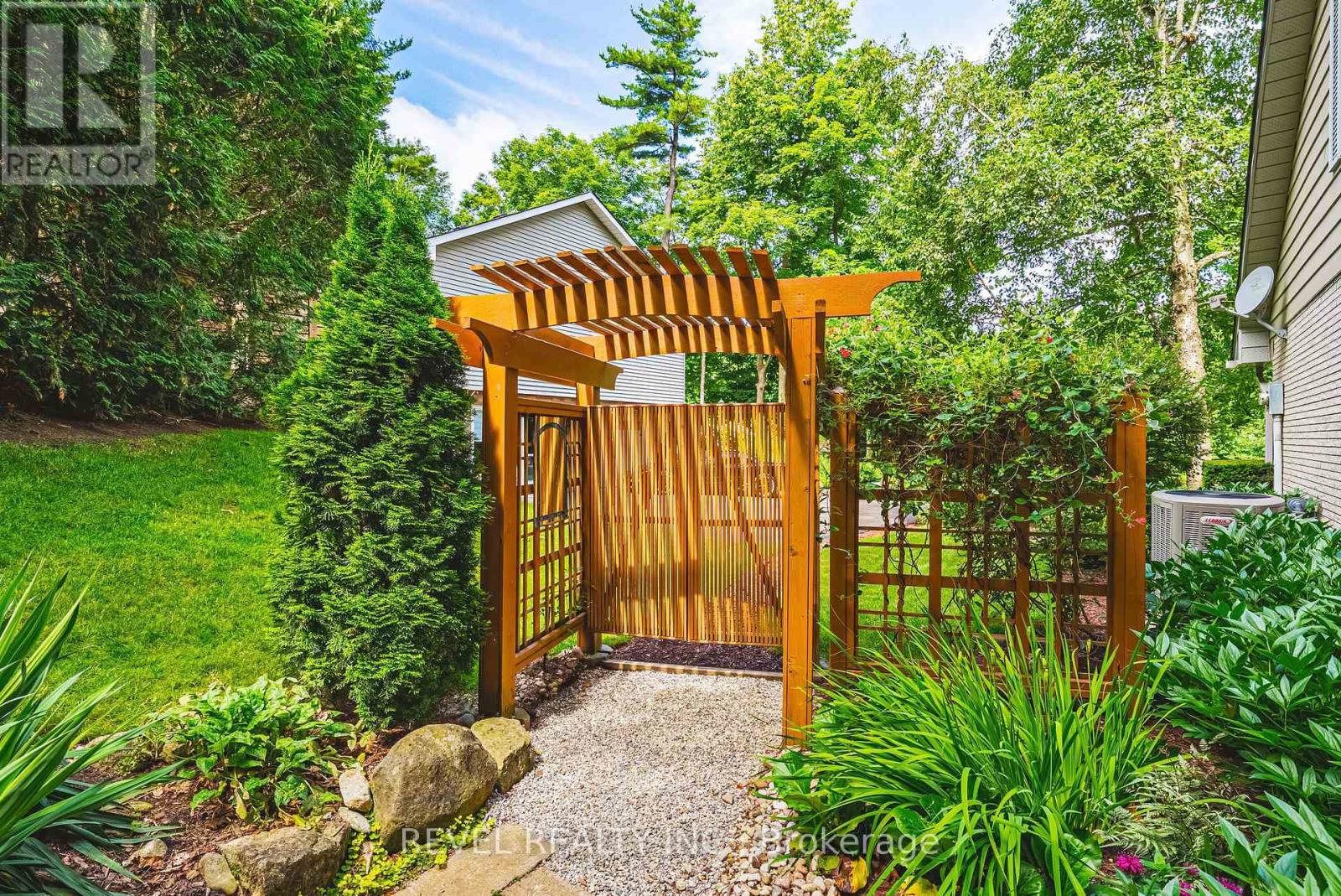 116 Campbell Avenue E, Milton, Ontario  L0P 1B0 - Photo 44 - W12274518