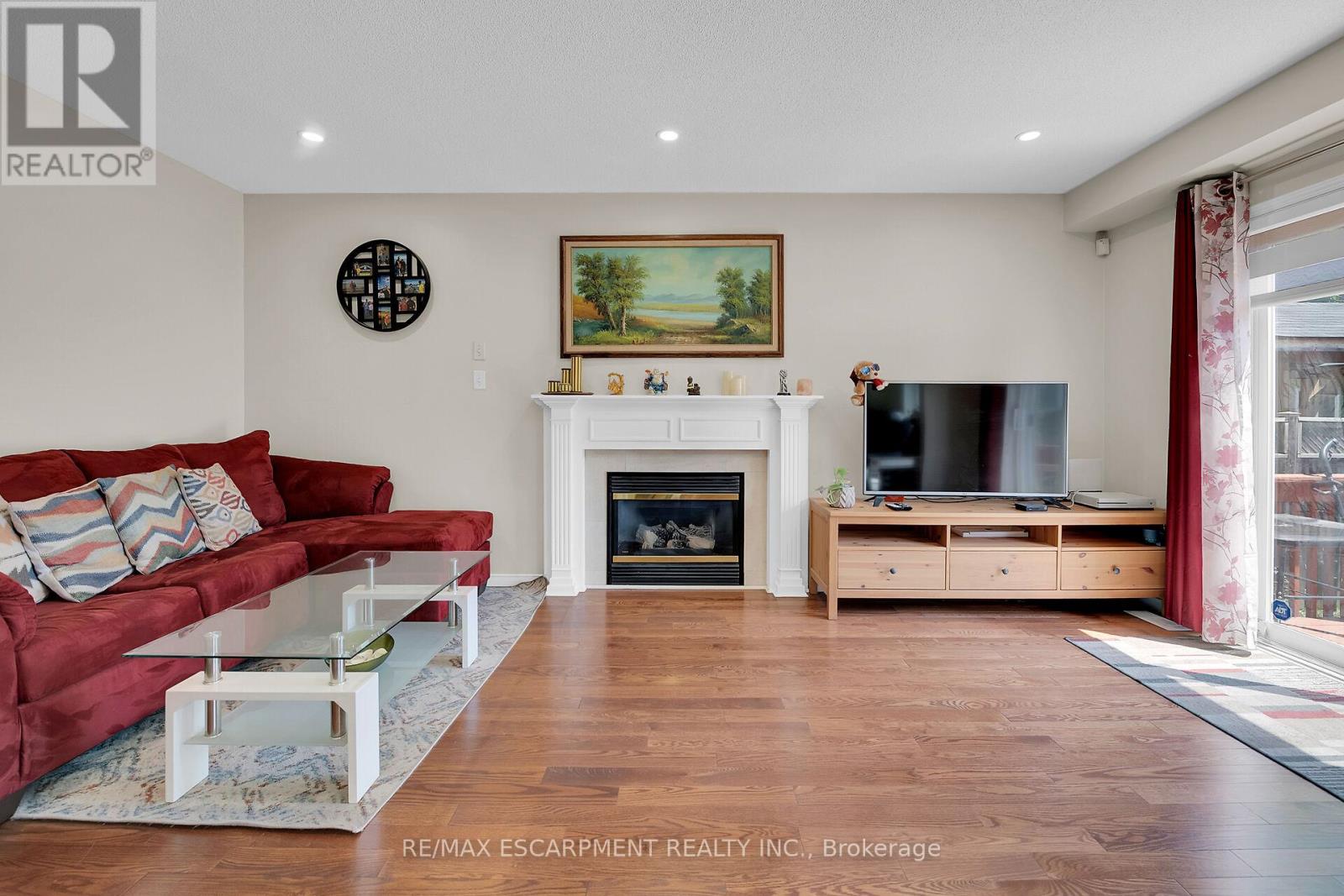 4 Spartan Court, Hamilton (Stoney Creek), Ontario  L8E 6A4 - Photo 16 - X12274580