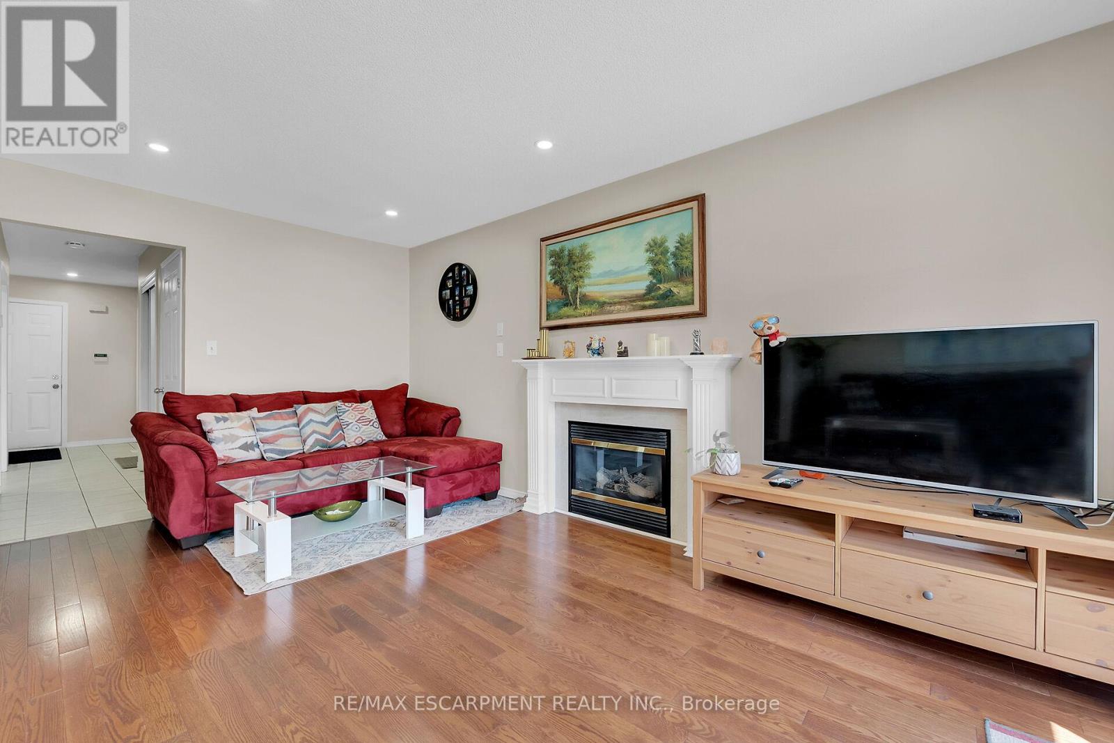 4 Spartan Court, Hamilton (Stoney Creek), Ontario  L8E 6A4 - Photo 17 - X12274580
