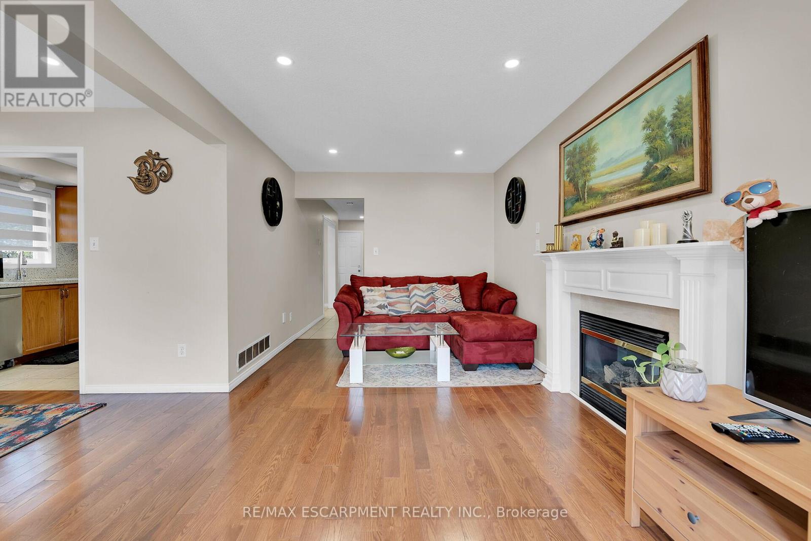 4 Spartan Court, Hamilton (Stoney Creek), Ontario  L8E 6A4 - Photo 18 - X12274580