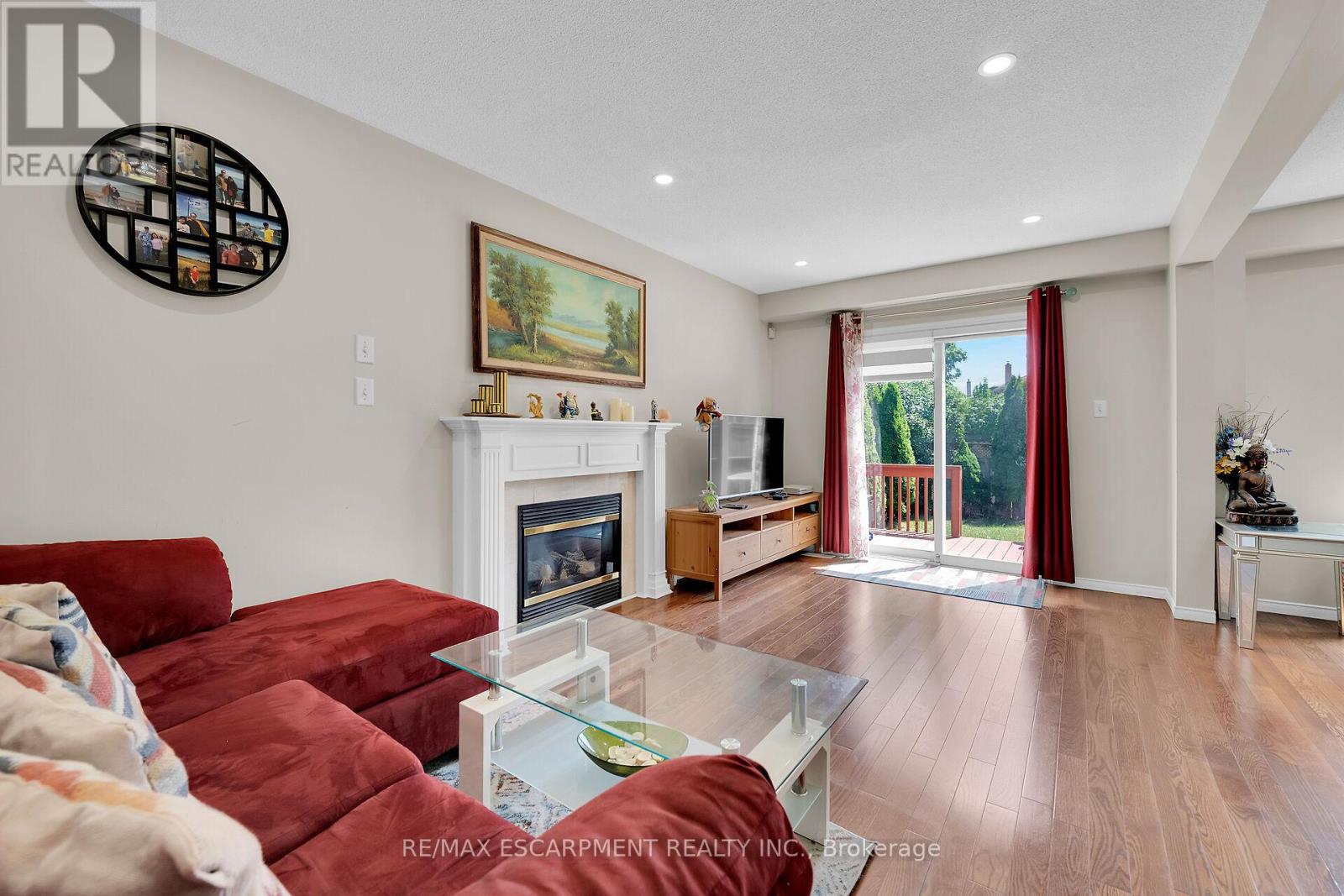 4 Spartan Court, Hamilton (Stoney Creek), Ontario  L8E 6A4 - Photo 19 - X12274580