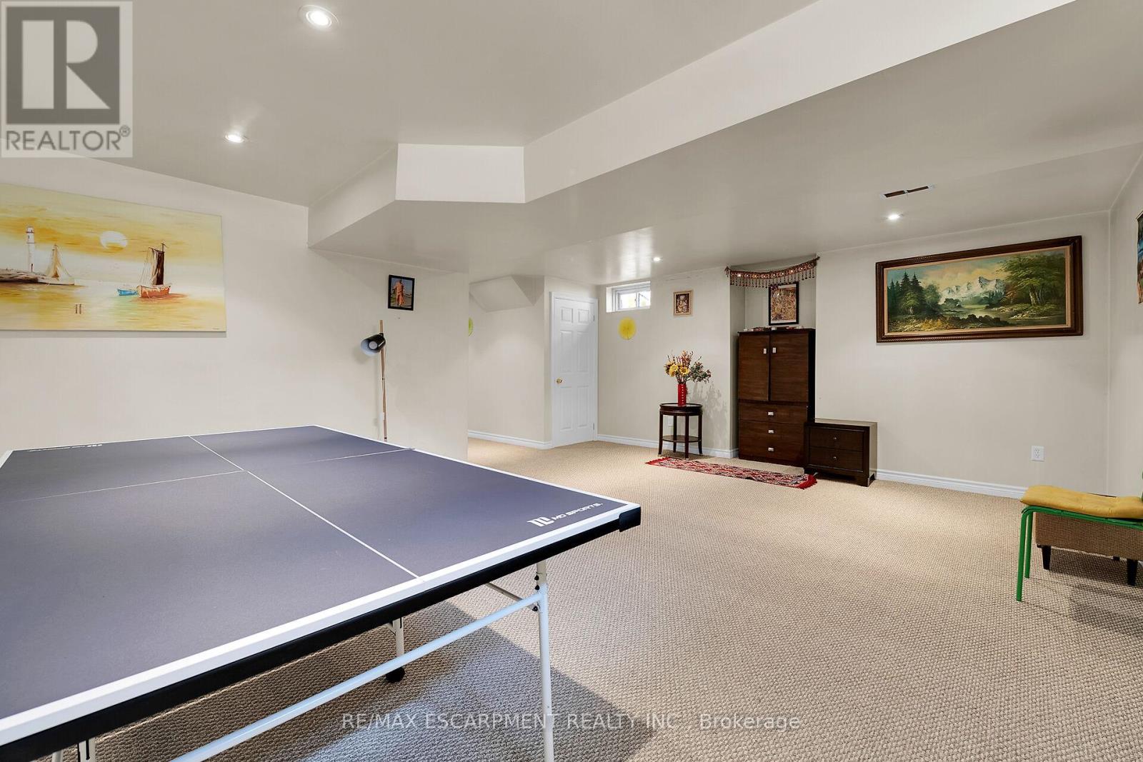 4 Spartan Court, Hamilton (Stoney Creek), Ontario  L8E 6A4 - Photo 45 - X12274580