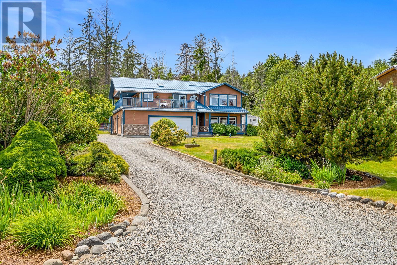 6349 Eagles Dr, Courtenay, British Columbia