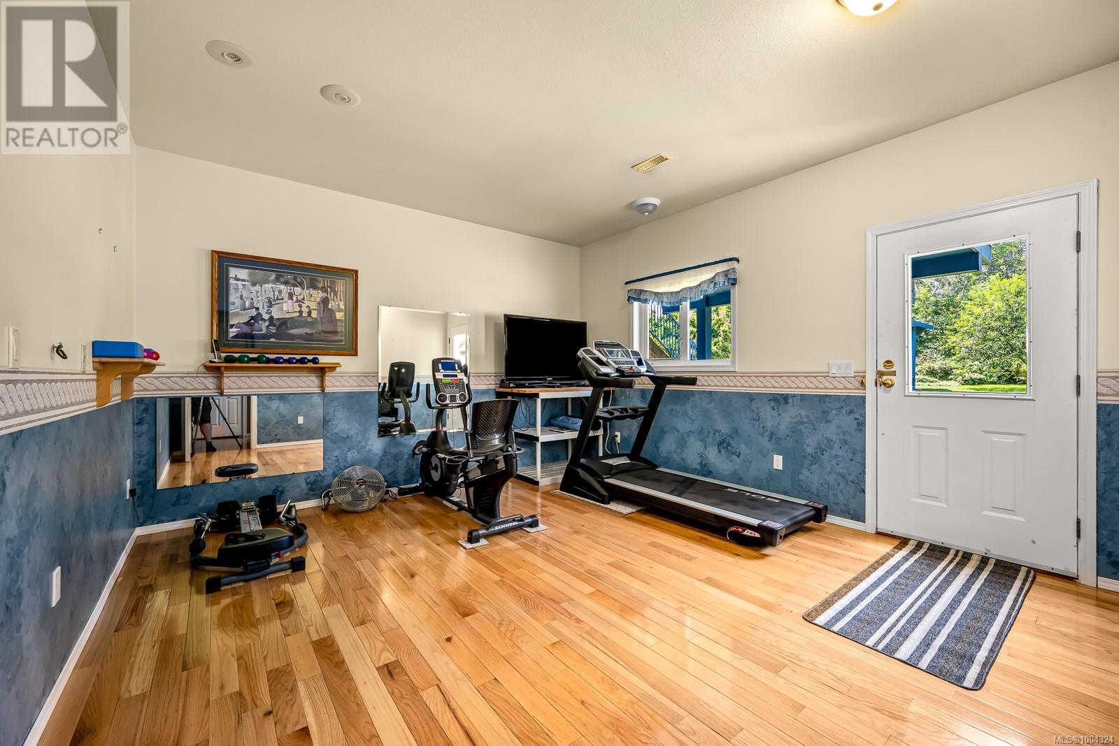 6349 Eagles Dr, Courtenay, British Columbia  V9J 1V4 - Photo 34 - 1004324