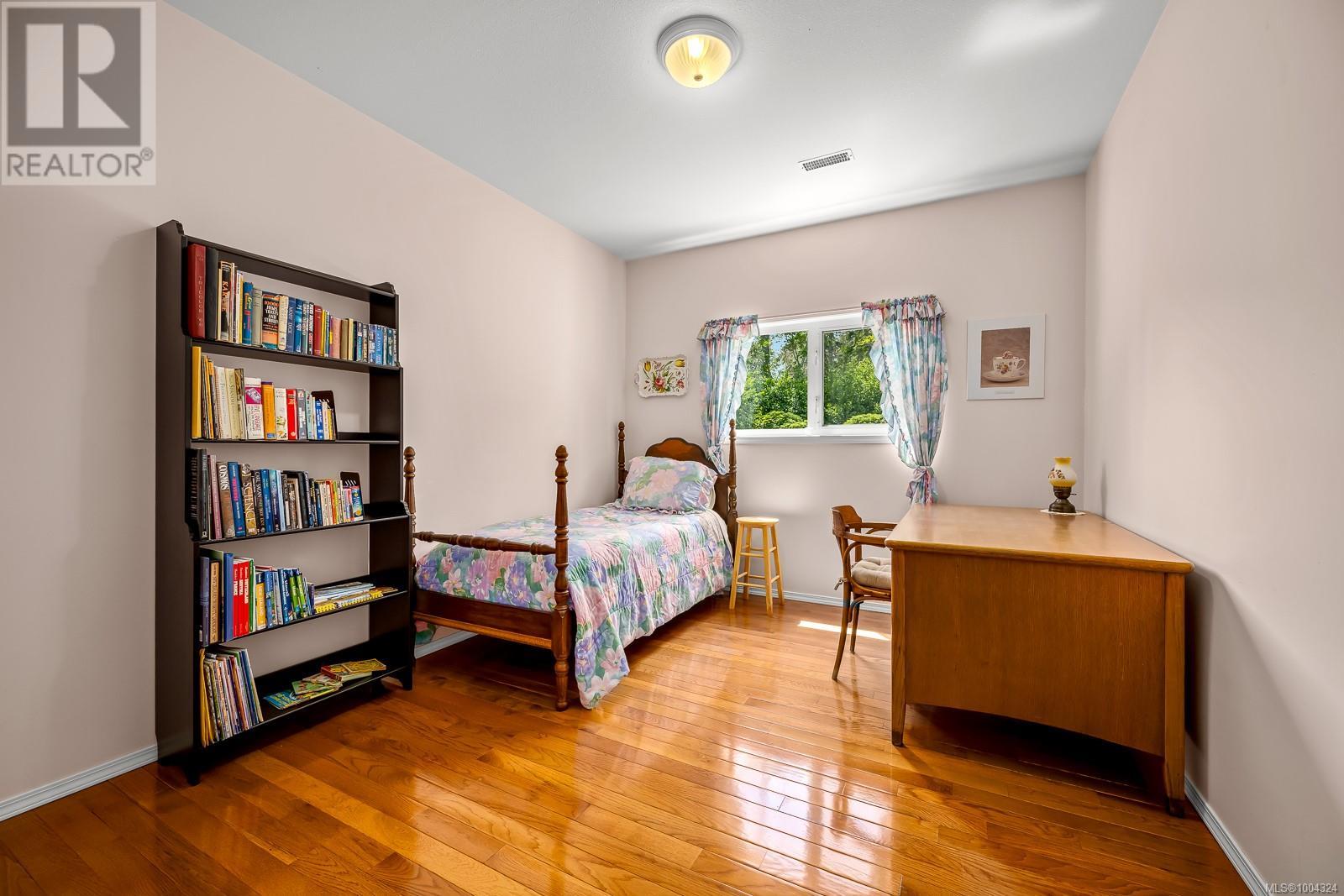 6349 Eagles Dr, Courtenay, British Columbia  V9J 1V4 - Photo 32 - 1004324