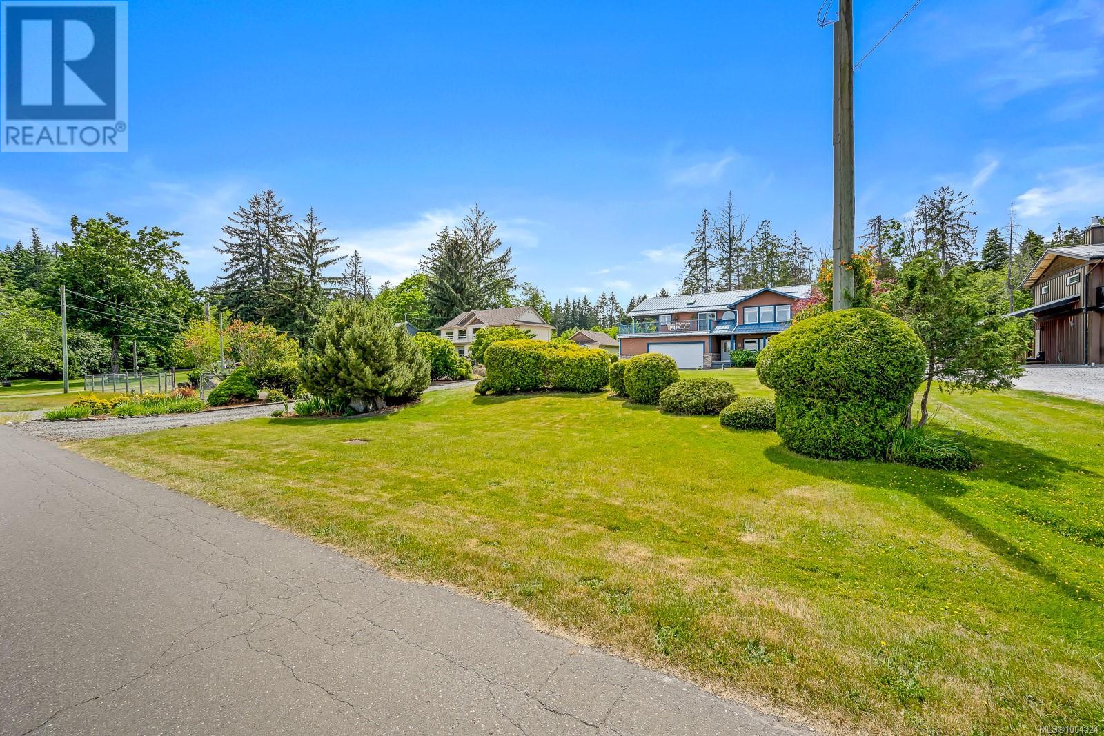 6349 Eagles Dr, Courtenay, British Columbia  V9J 1V4 - Photo 43 - 1004324