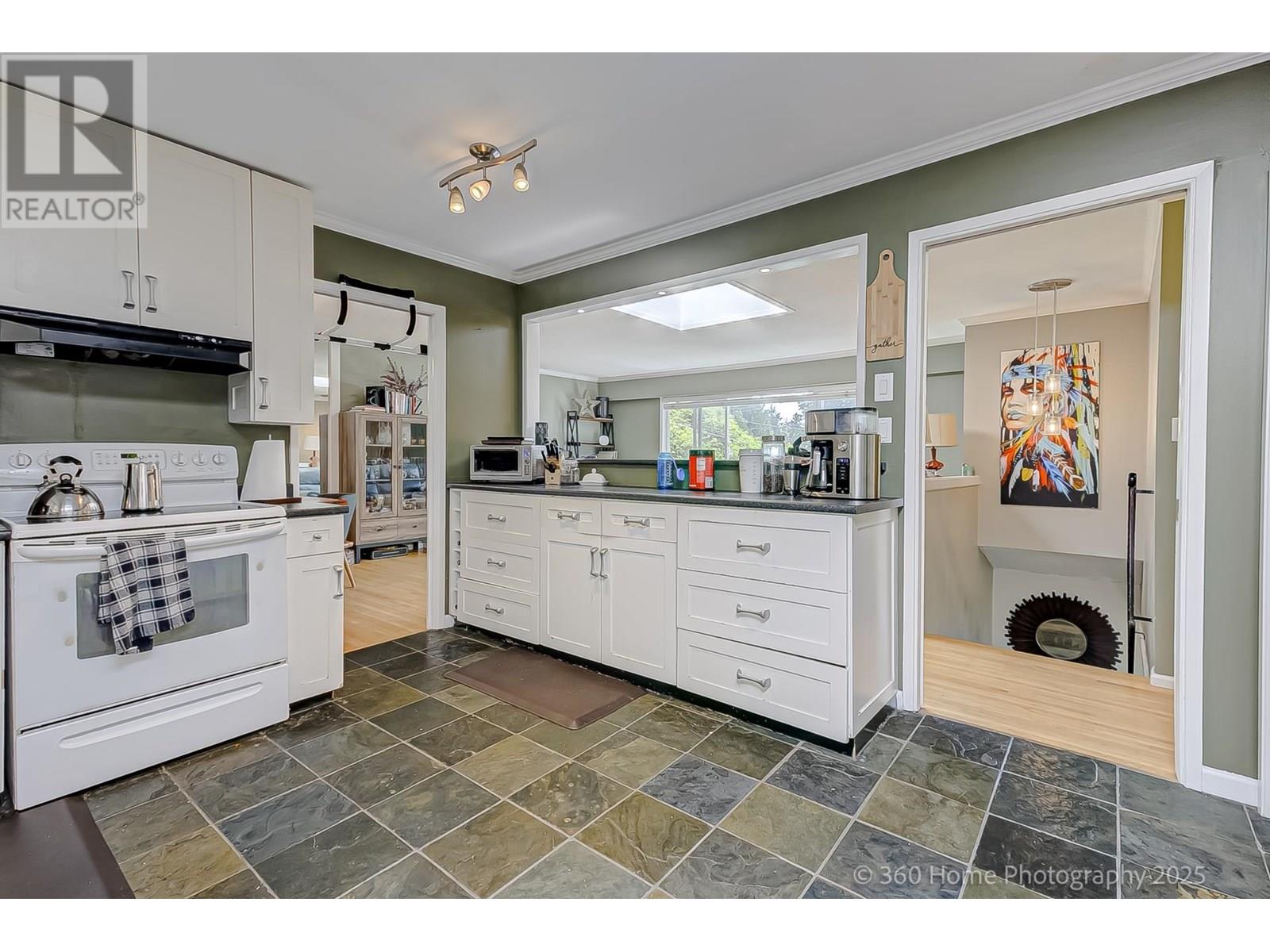 5105 8a Avenue, Delta, British Columbia  V4M 1T5 - Photo 1 - R3023320