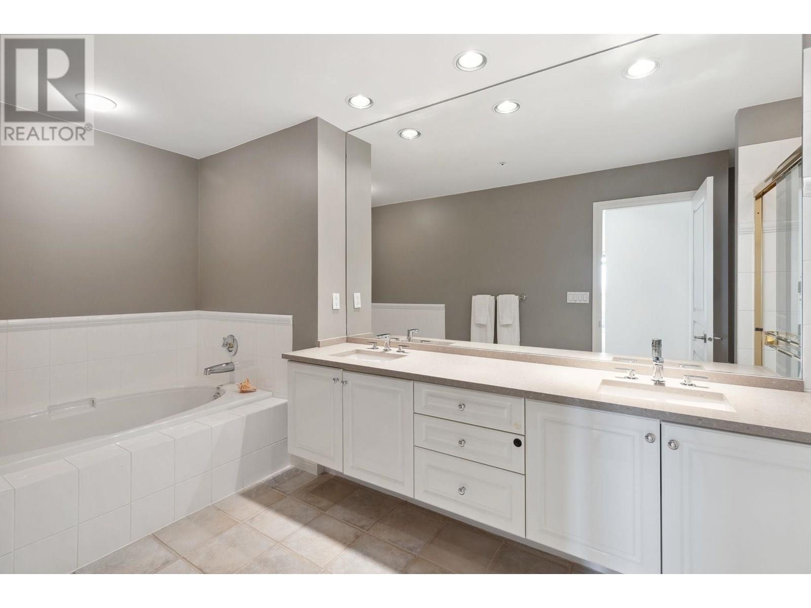 2416 Carr Lane, West Vancouver, British Columbia  V7S 3H5 - Photo 27 - R3025287