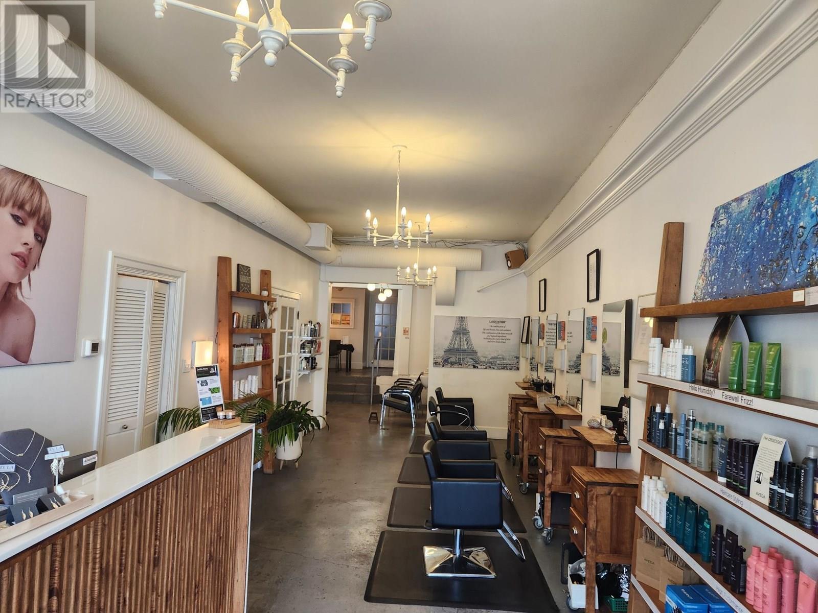 11587 CONFIDENTIAL, Vancouver, British Columbia
