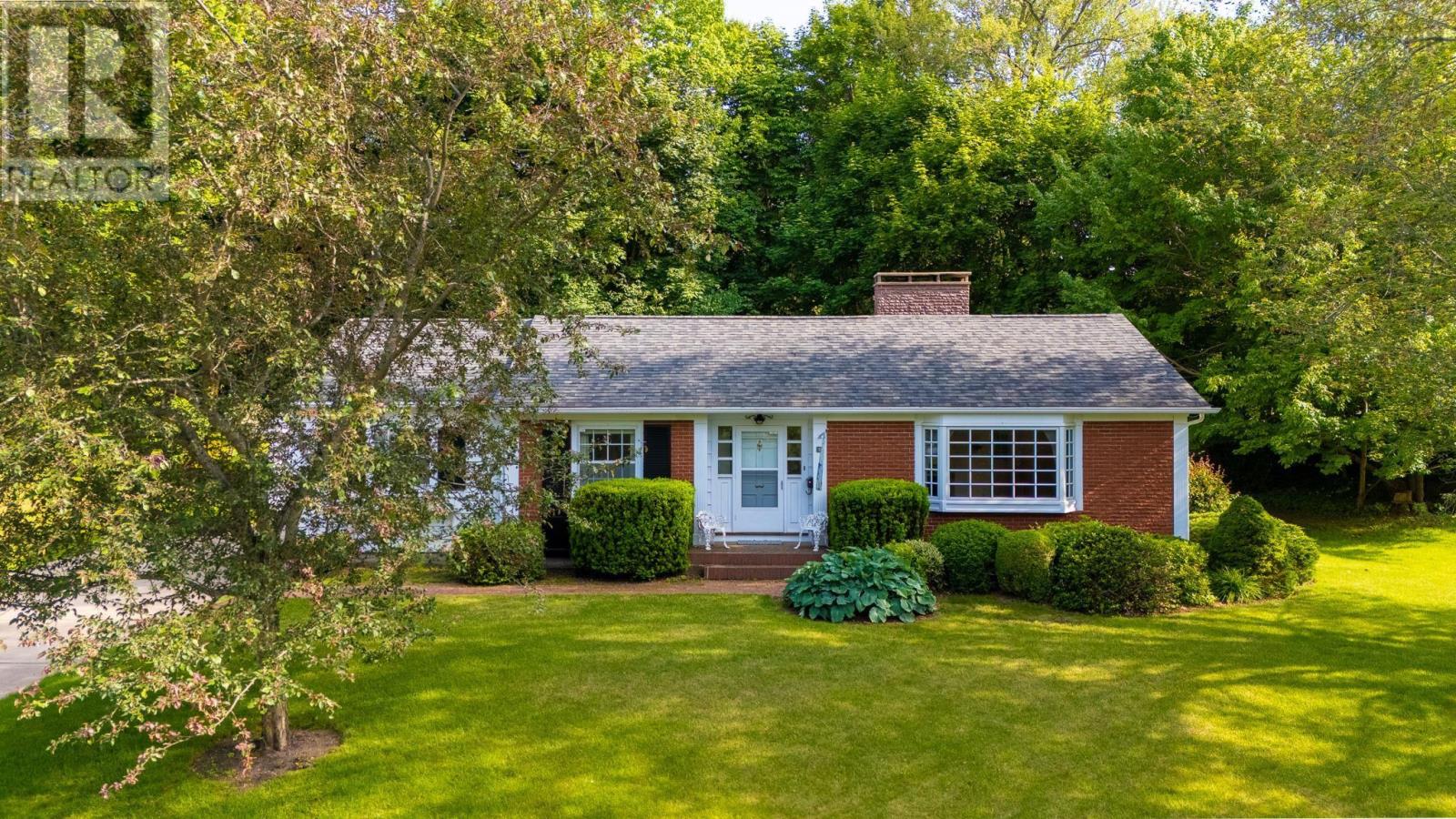 Property at 32 Fielding Avenue image 5