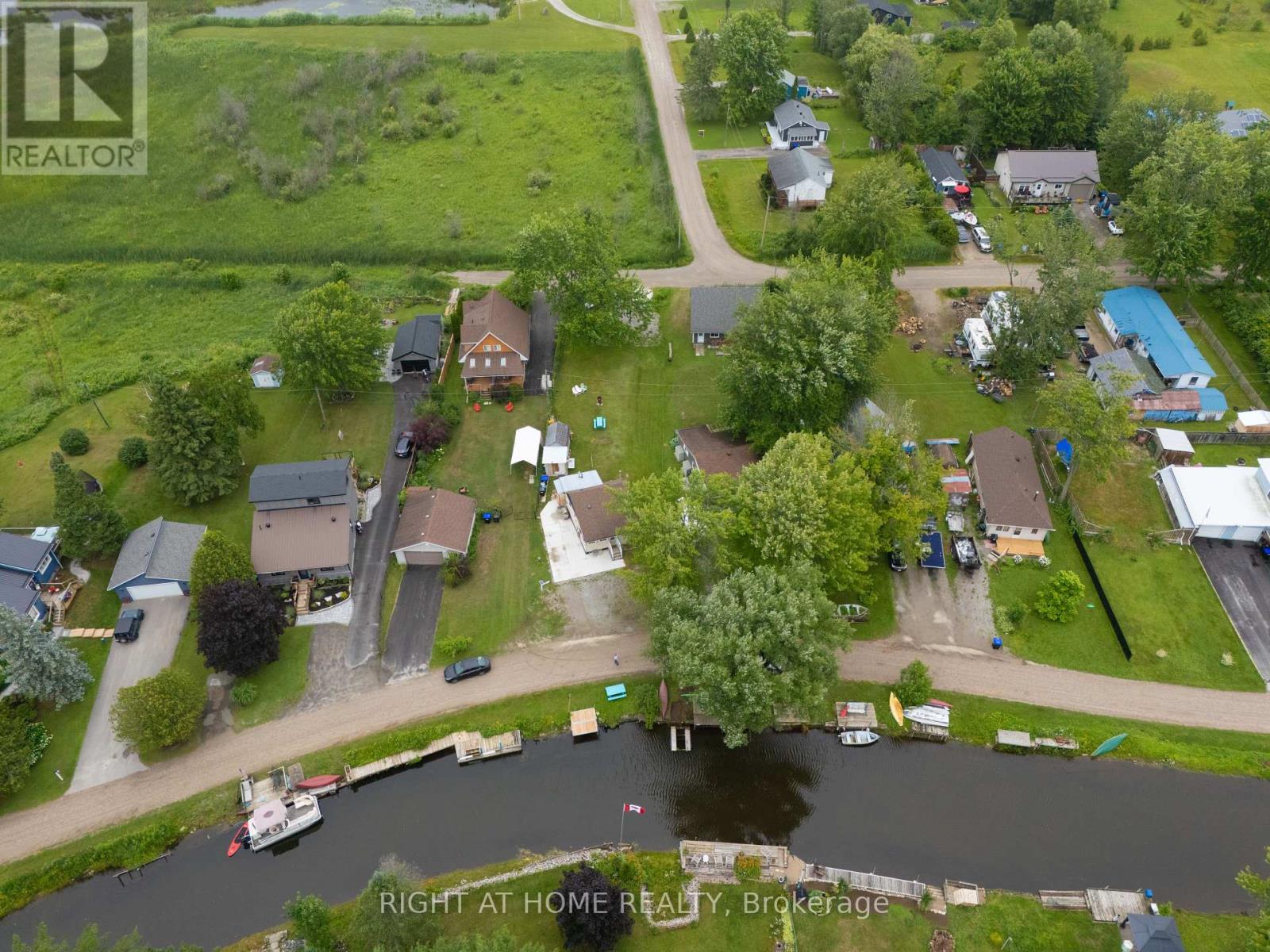 25 Playfair Drive, Tay (Waubaushene), Ontario  L0K 2C0 - Photo 6 - S12274685