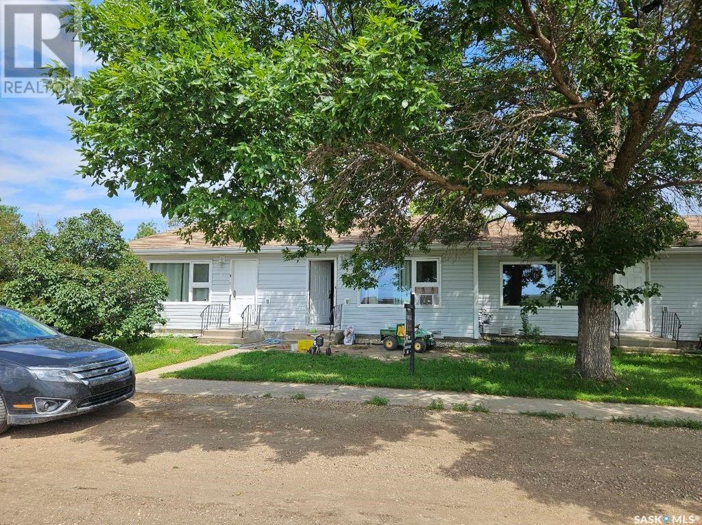 113-115 2nd Avenue Ne, Hodgeville, Saskatchewan  S0H 2B0 - Photo 2 - SK011928