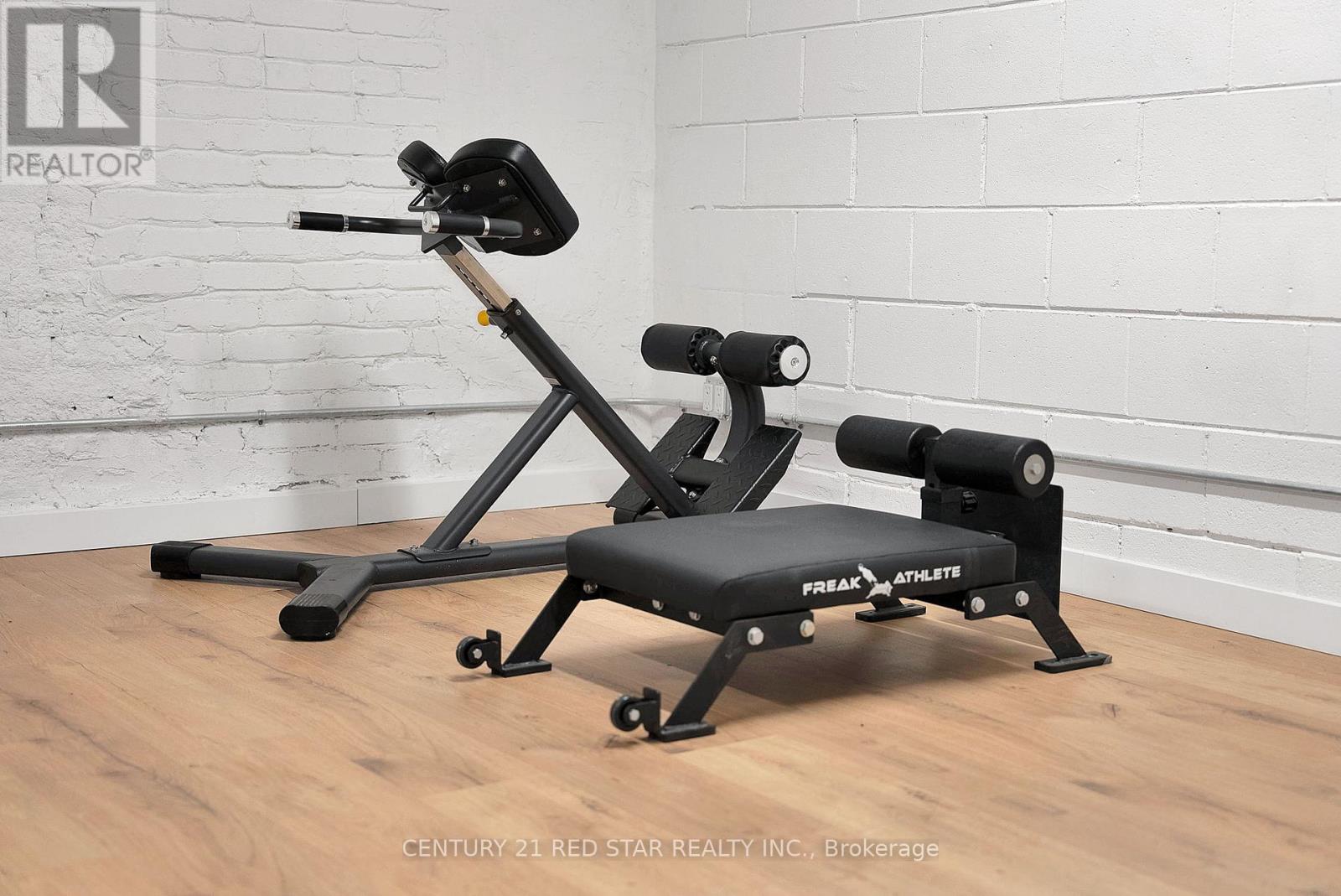 11 - 58 Wade Avenue, Toronto, Ontario  M6H 1P5 - Photo 9 - W12274683