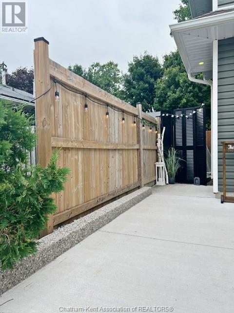 98 Lemuel Street, Thamesville, Ontario  N0P 2K0 - Photo 29 - 25017345