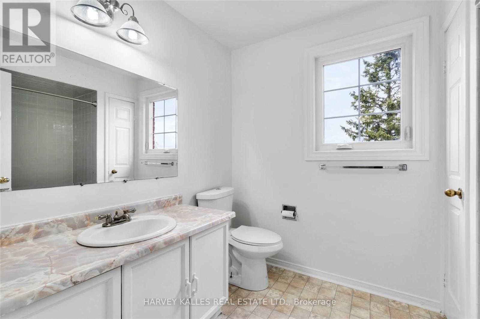 Main - 504 Bristol Road, Newmarket, Ontario  L3Y 6P8 - Photo 22 - N12274717