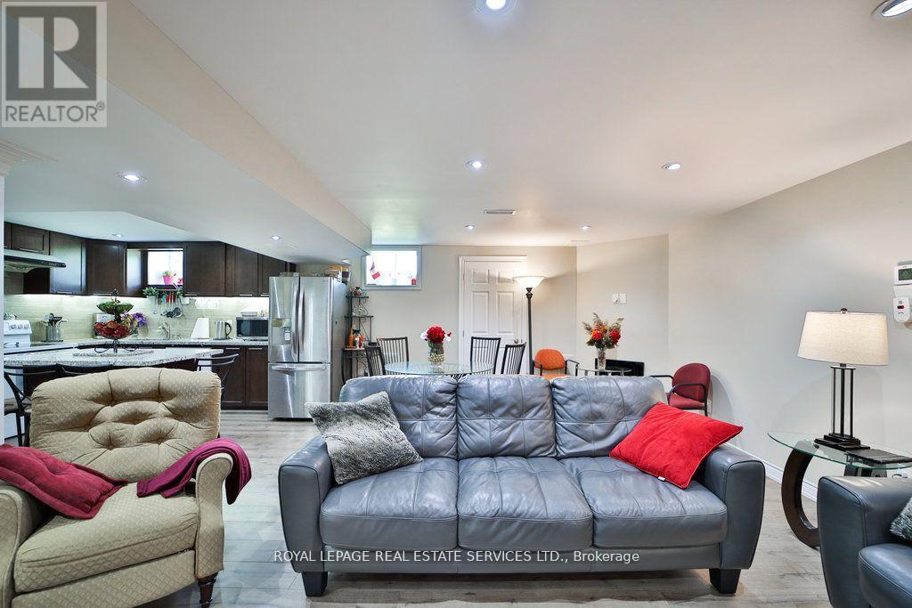 44 Game Creek Crescent, Brampton (Northwest Sandalwood Parkway), Ontario  L7A 0K3 - Photo 27 - W12274708