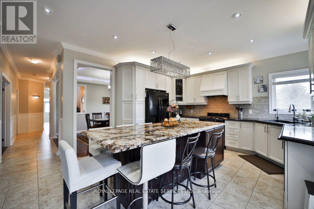 44 Game Creek Crescent, Brampton (Northwest Sandalwood Parkway), Ontario  L7A 0K3 - Photo 5 - W12274708