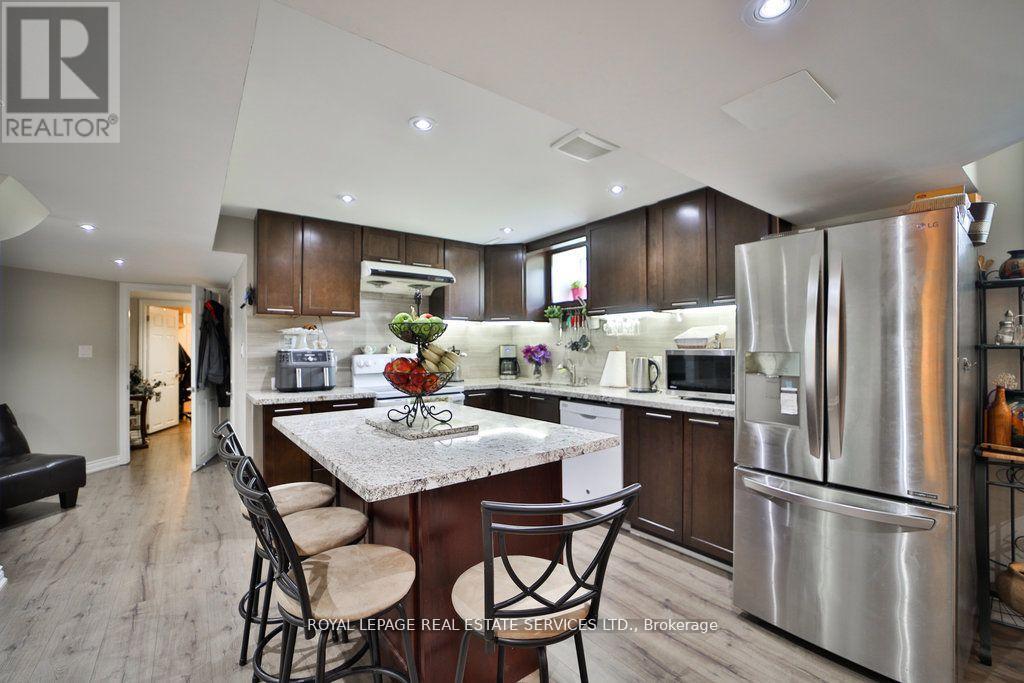 44 Game Creek Crescent, Brampton (Northwest Sandalwood Parkway), Ontario  L7A 0K3 - Photo 6 - W12274708