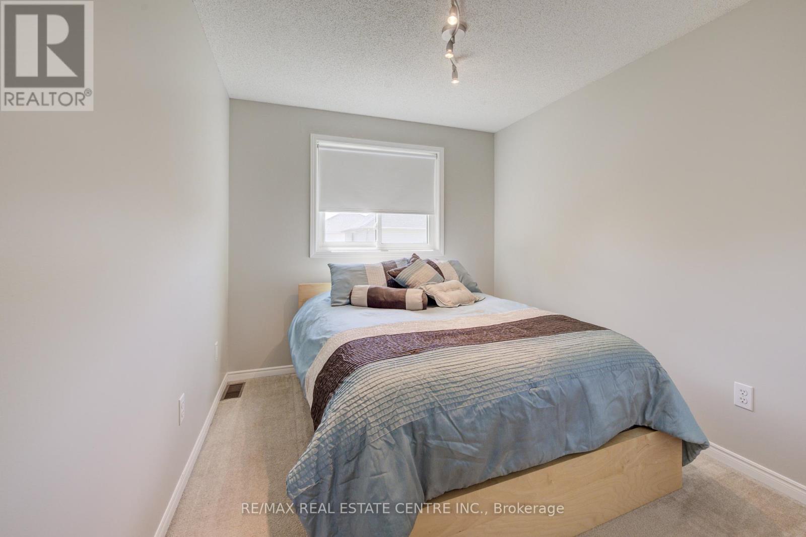 155 Bankside Drive, Kitchener, Ontario  N2N 3E4 - Photo 29 - X12274715