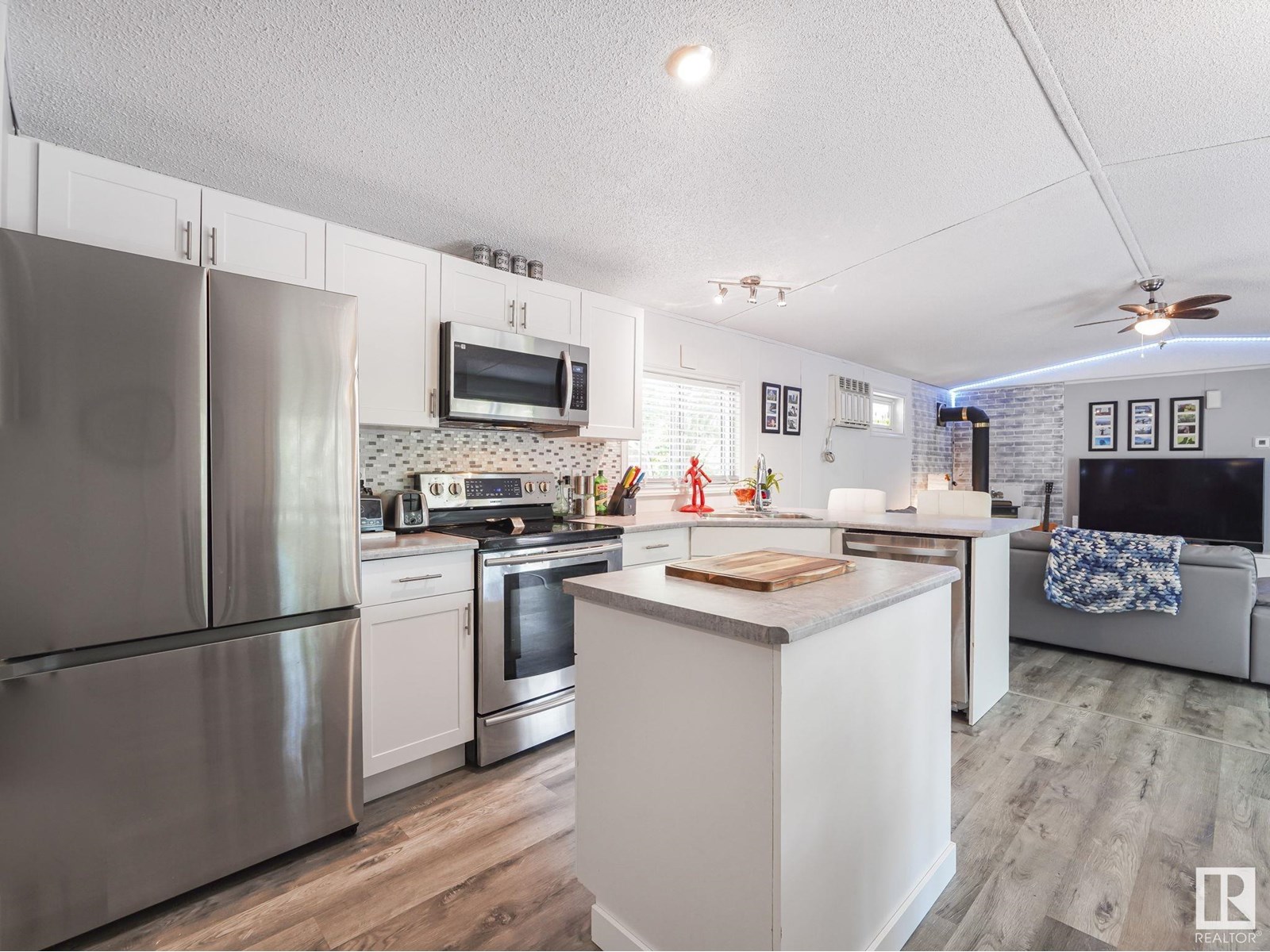 304 57323 Rgrd 30, Rural Barrhead County, Alberta  T7N 1N4 - Photo 4 - E4446828