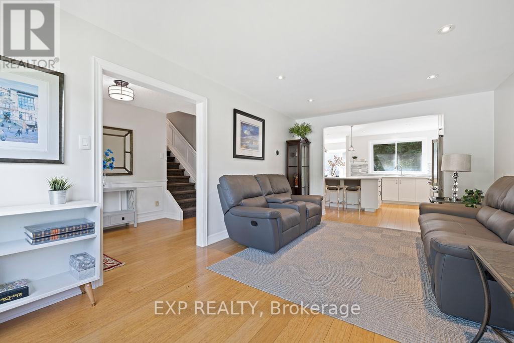 Property at 18 NANCY COURT image 5