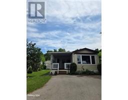 2490 GOVERNORS Road Unit# 5 Pondview, Ancaster, Ontario