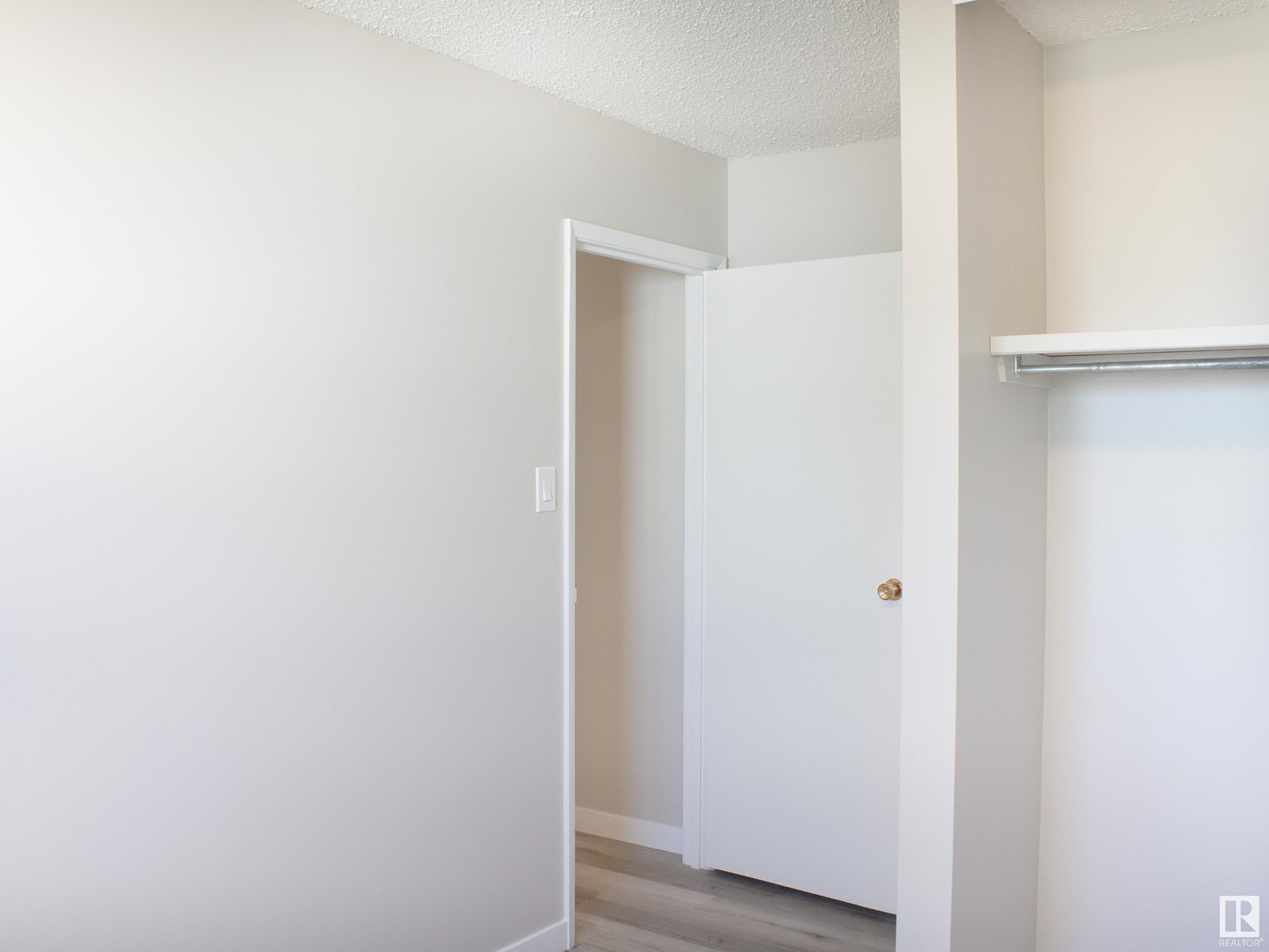 1937 73 St Nw, Edmonton, Alberta  T6K 2B6 - Photo 29 - E4446830