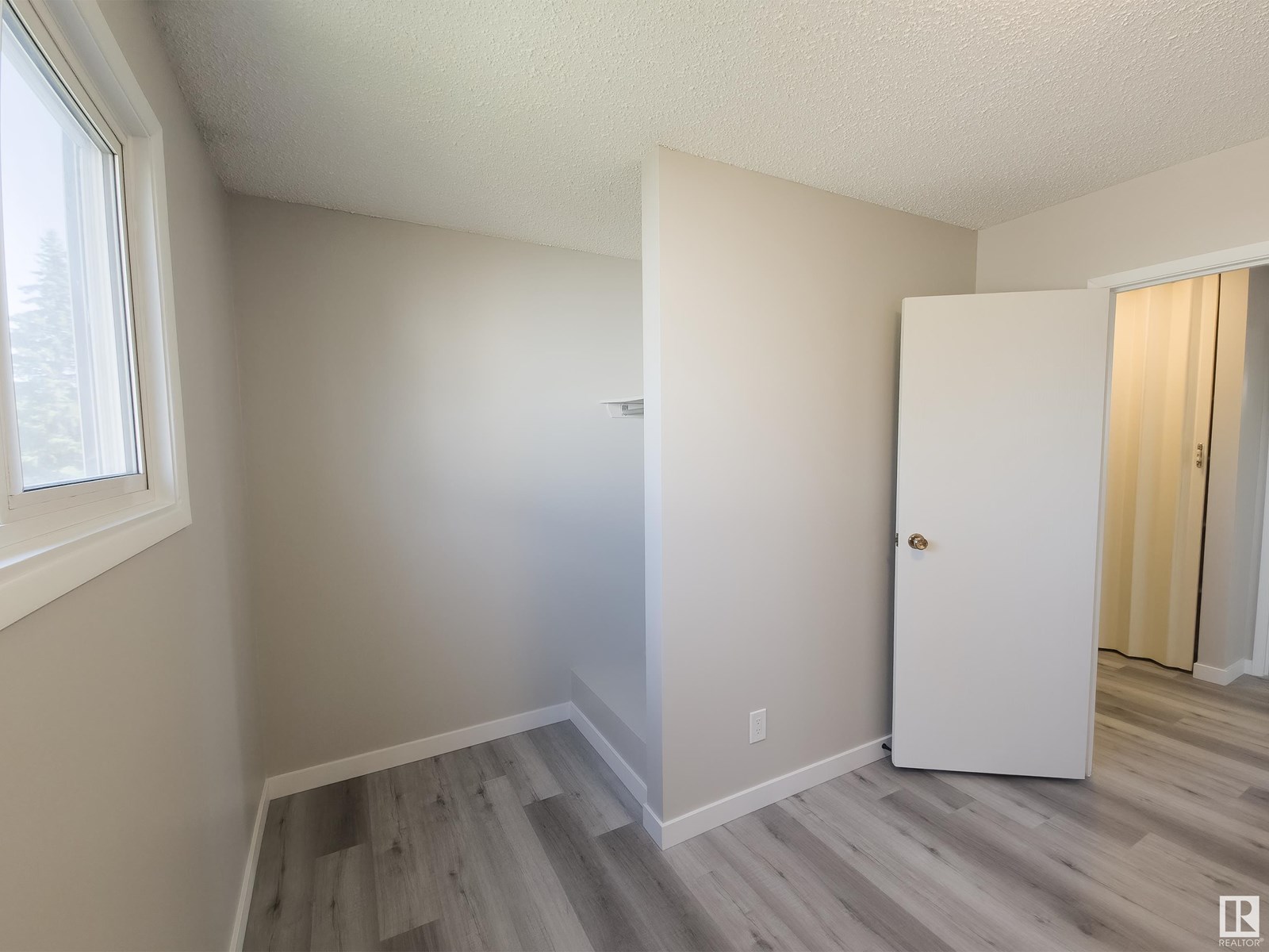 1937 73 St Nw, Edmonton, Alberta  T6K 2B6 - Photo 33 - E4446830