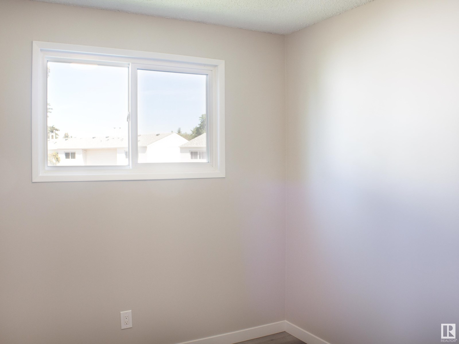 1937 73 St Nw, Edmonton, Alberta  T6K 2B6 - Photo 30 - E4446830