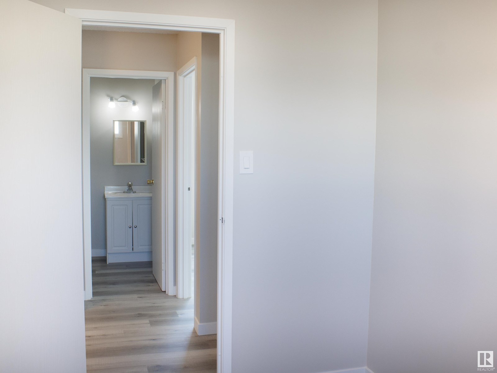 1937 73 St Nw, Edmonton, Alberta  T6K 2B6 - Photo 35 - E4446830