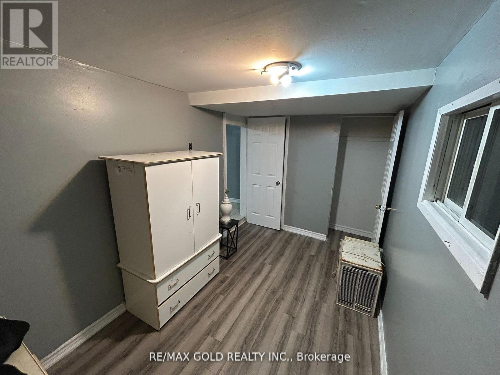 3553 King Street, Windsor, Ontario  N9C 1P4 - Photo 8 - X12274773