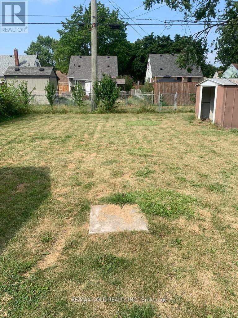 1315 Partington Avenue, Windsor, Ontario  N9B 2P5 - Photo 12 - X12274776