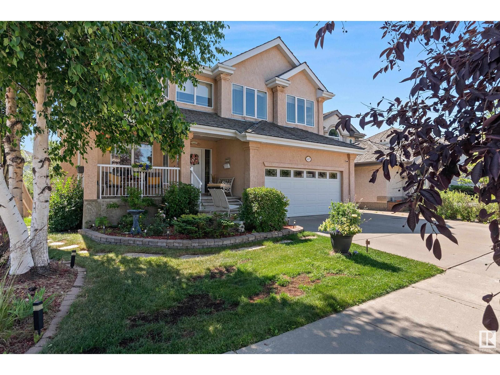 Property at 617 DALHOUSIE CR NW image 1