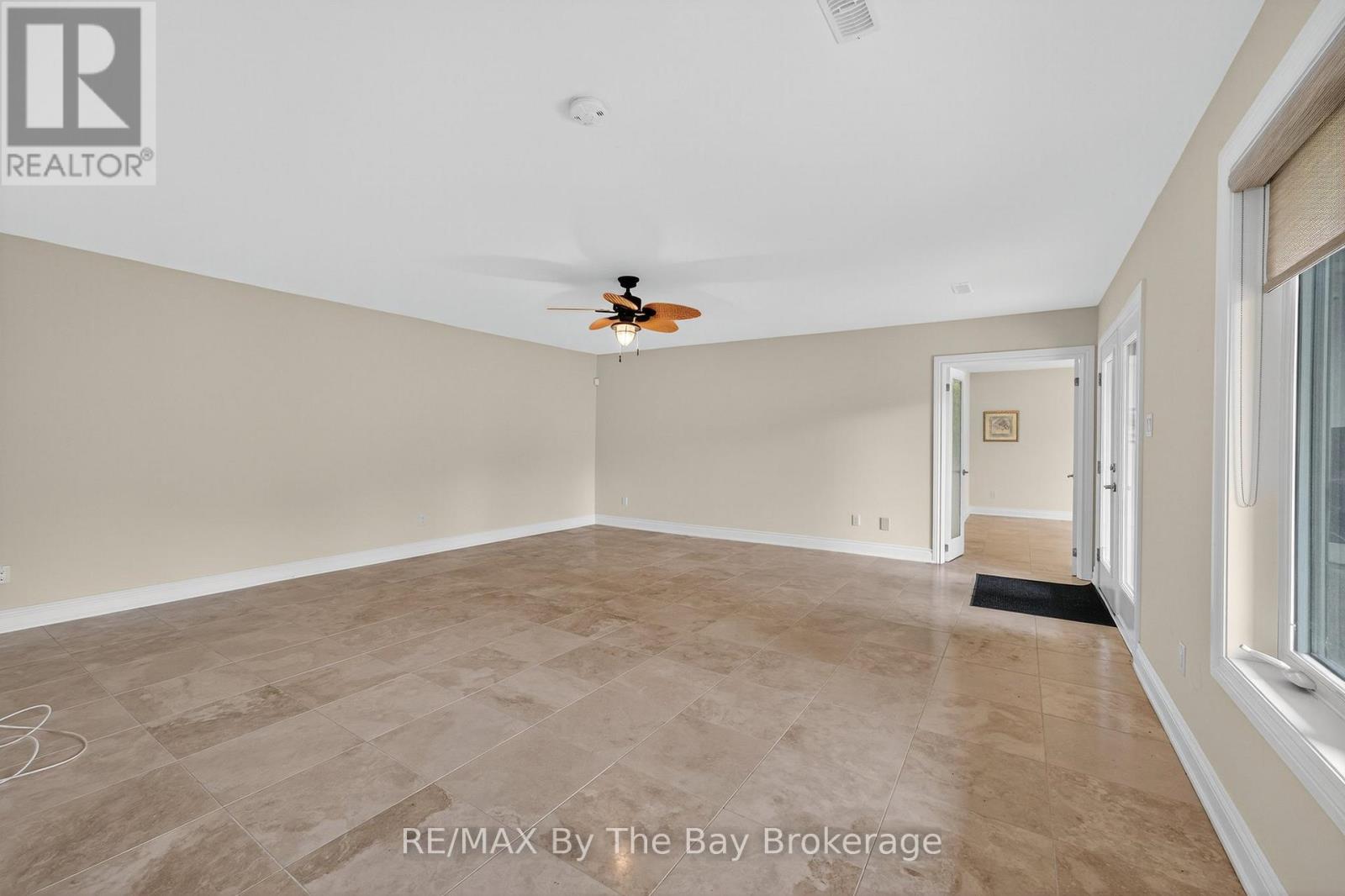 19 Oak Lea Boulevard, Wasaga Beach, Ontario  L9Z 2V1 - Photo 35 - S12274787