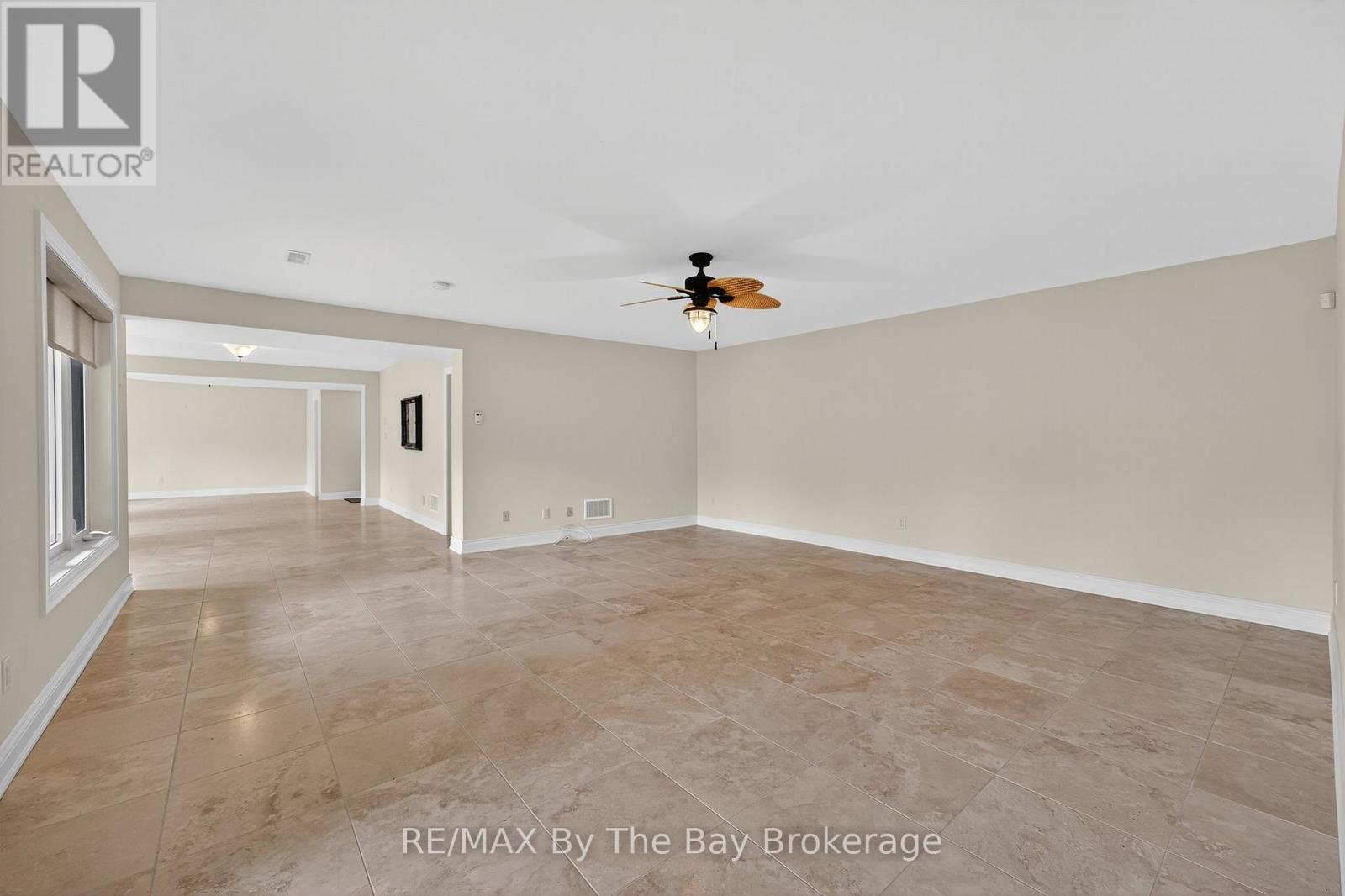 19 Oak Lea Boulevard, Wasaga Beach, Ontario  L9Z 2V1 - Photo 36 - S12274787