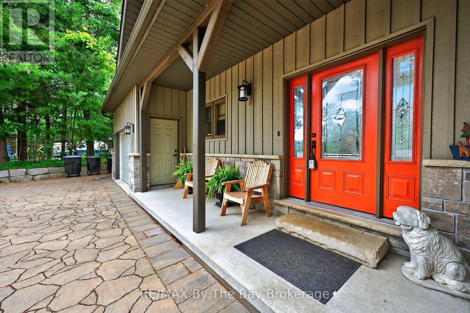 19 Oak Lea Boulevard, Wasaga Beach, Ontario  L9Z 2V1 - Photo 4 - S12274787