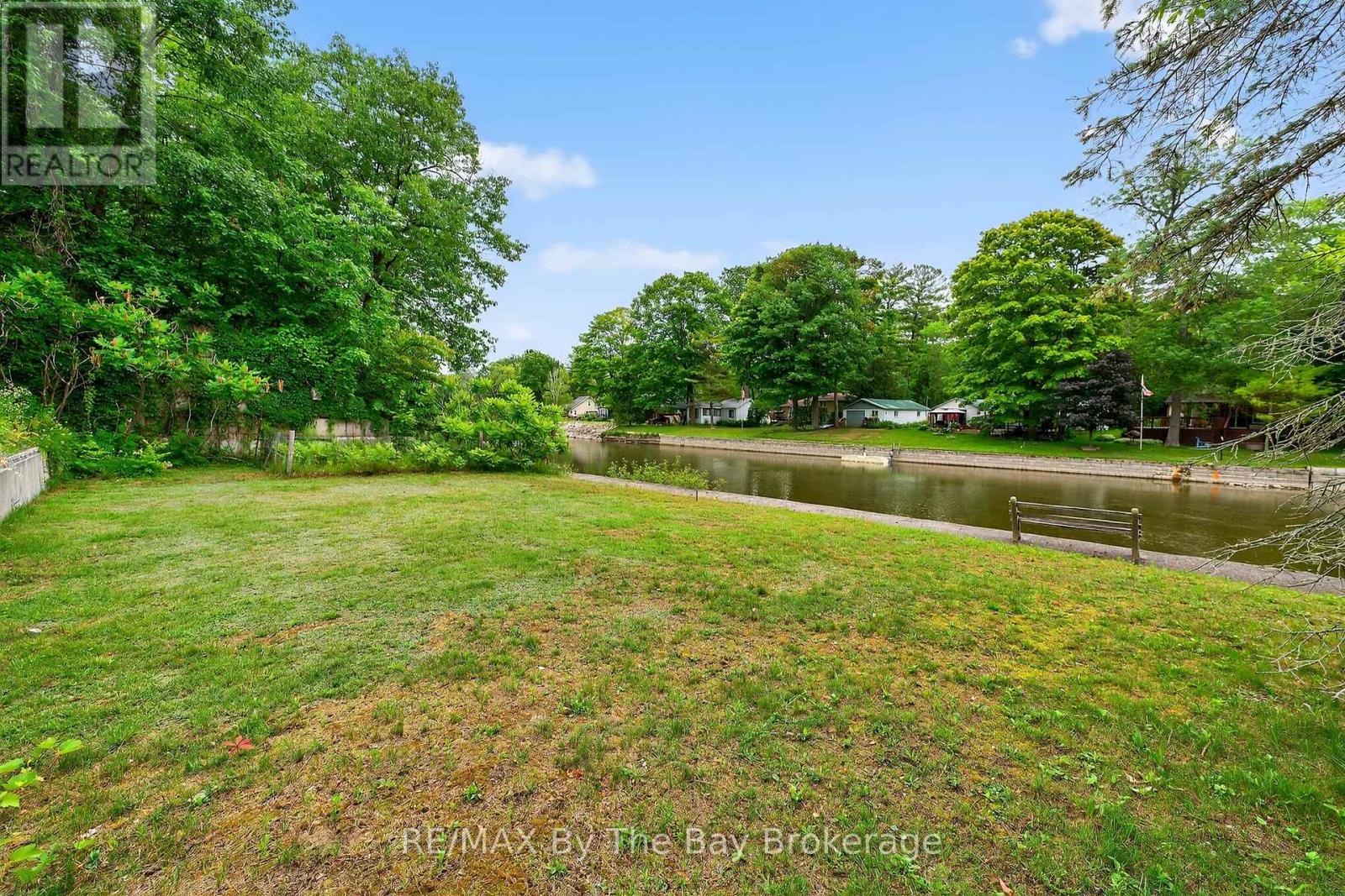 19 Oak Lea Boulevard, Wasaga Beach, Ontario  L9Z 2V1 - Photo 44 - S12274787