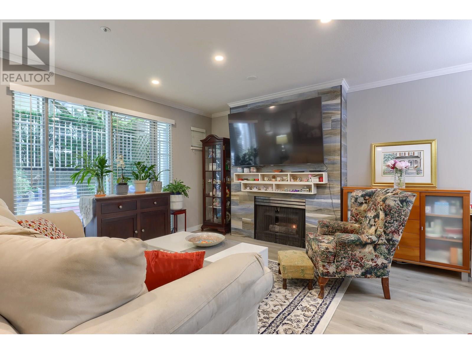 Property at 17 2885 E KENT AVENUE NORTH image 3